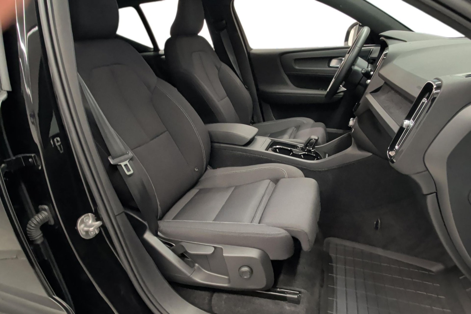 Volvo XC40 Recharge, 231hk, 2023