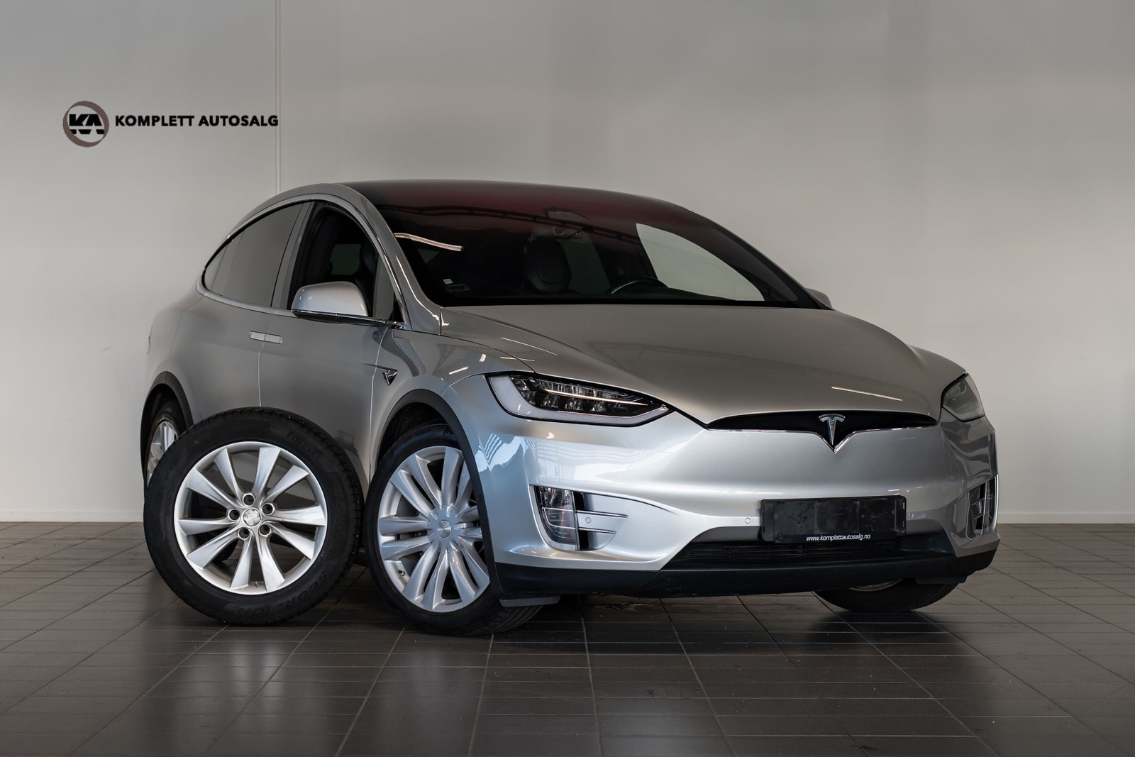 Tesla Model X 100D, 423hp, 2017
