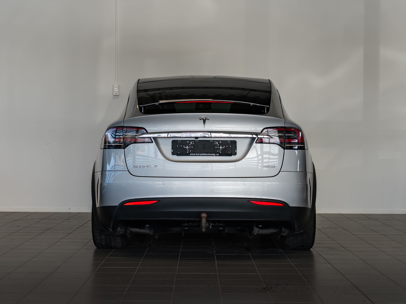 Tesla Model X 100D, 423hp, 2017