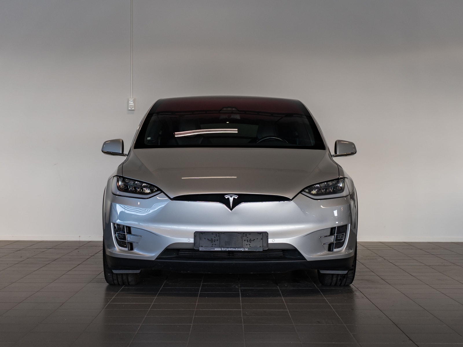 Tesla Model X 100D, 423hp, 2017