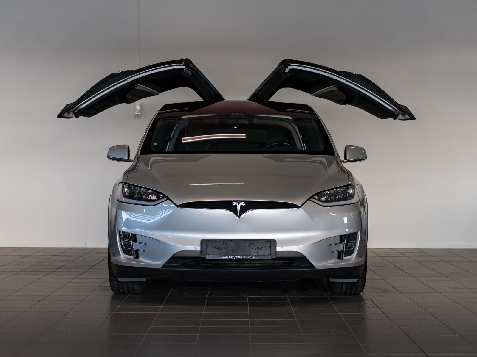 Tesla Model X 100D, 423hp, 2017