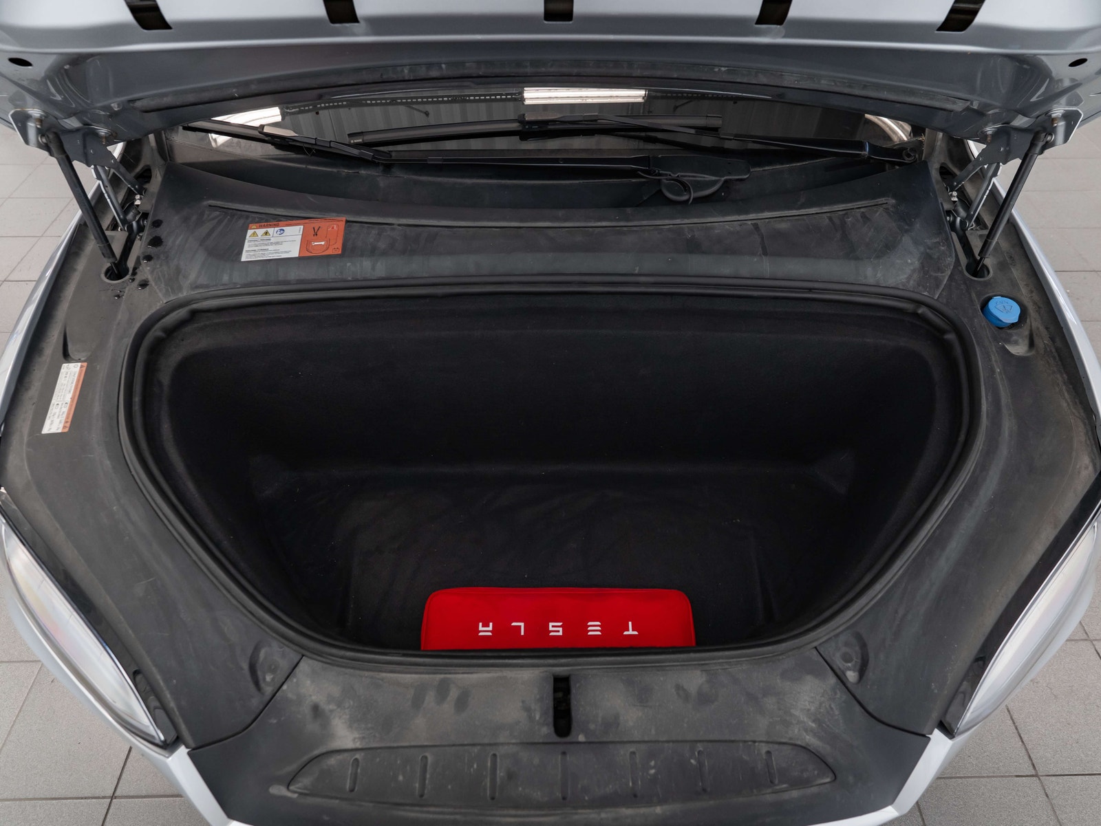 Tesla Model X 100D, 423hp, 2017