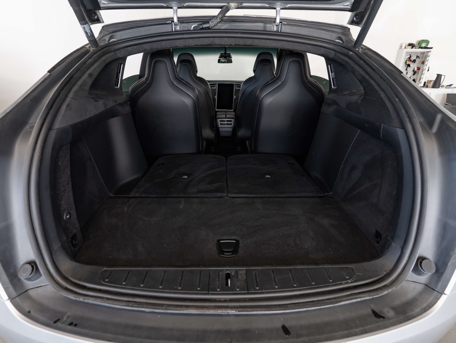 Tesla Model X 100D, 423hp, 2017