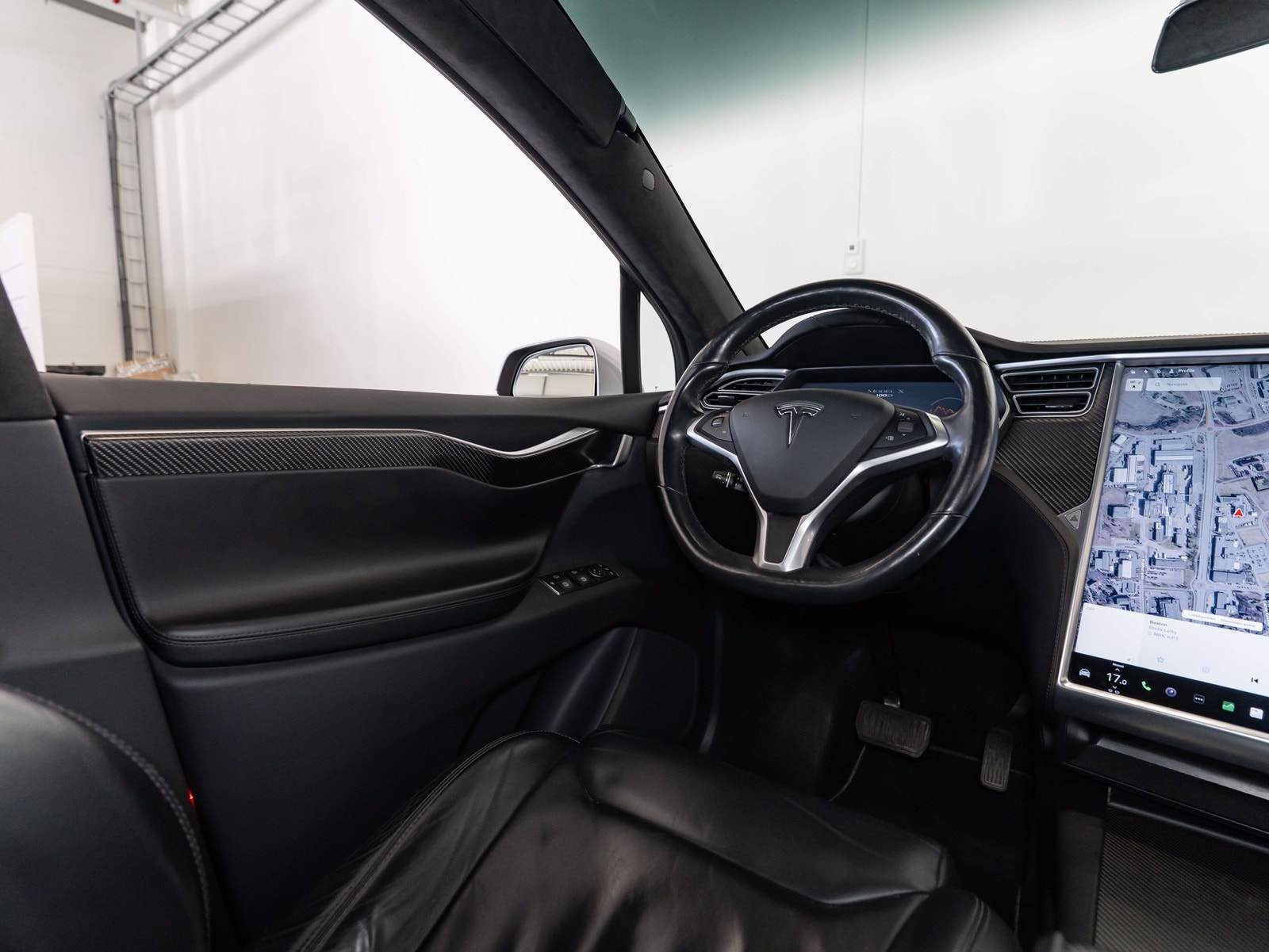 Tesla Model X 100D, 423hp, 2017