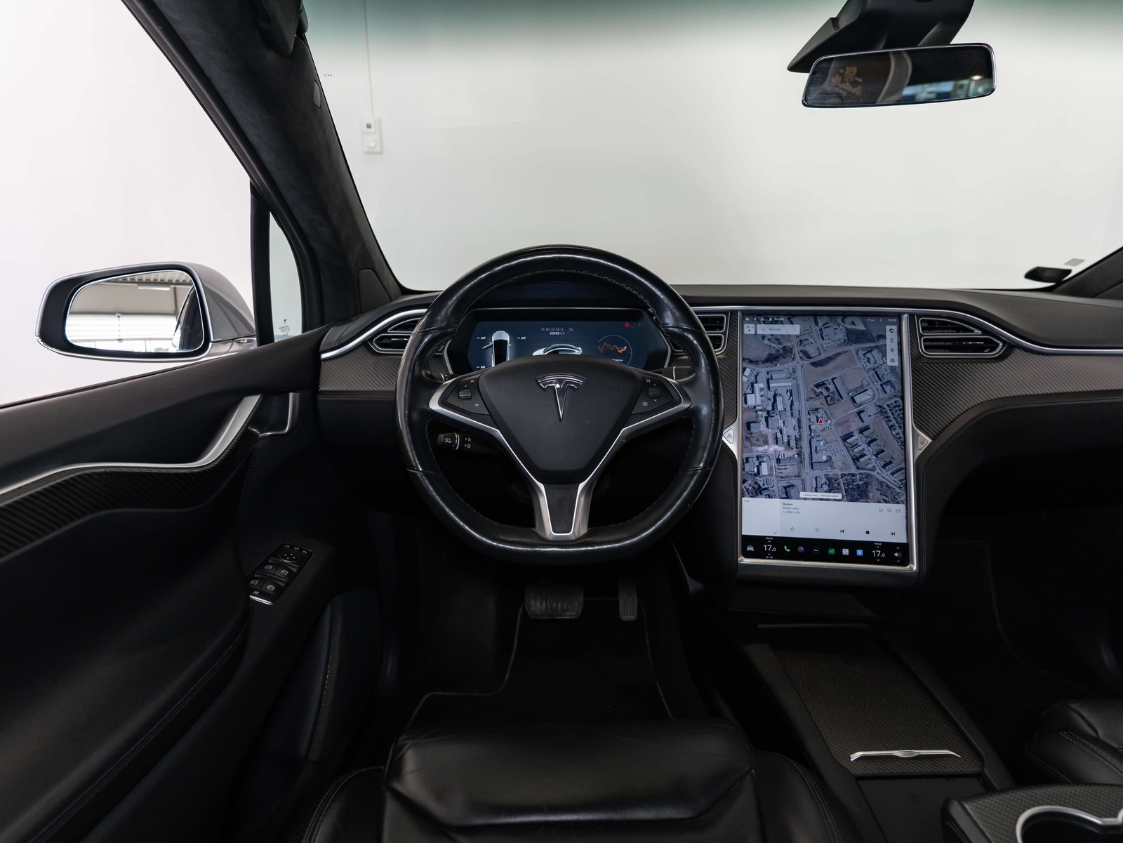 Tesla Model X 100D, 423hp, 2017