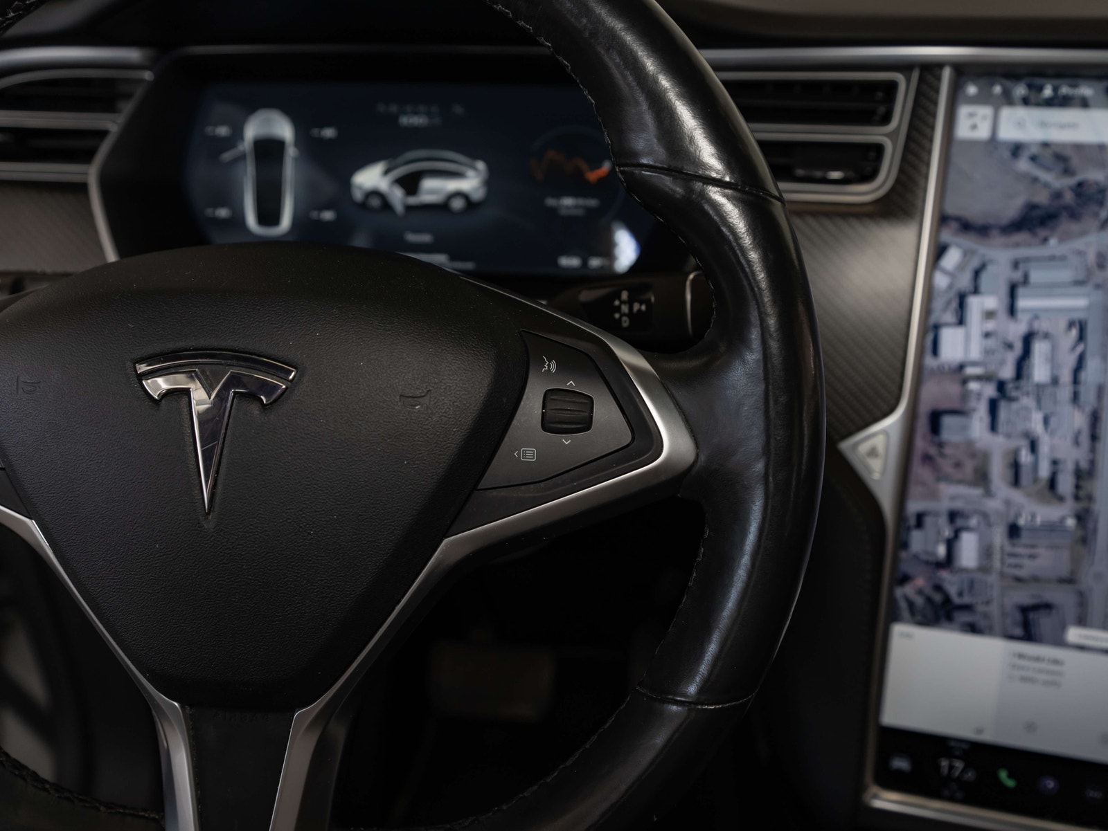 Tesla Model X 100D, 423hp, 2017