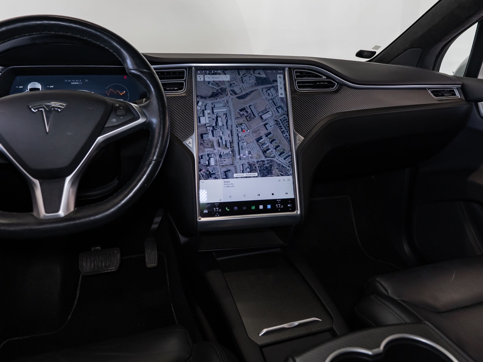 Tesla Model X 100D, 423hp, 2017