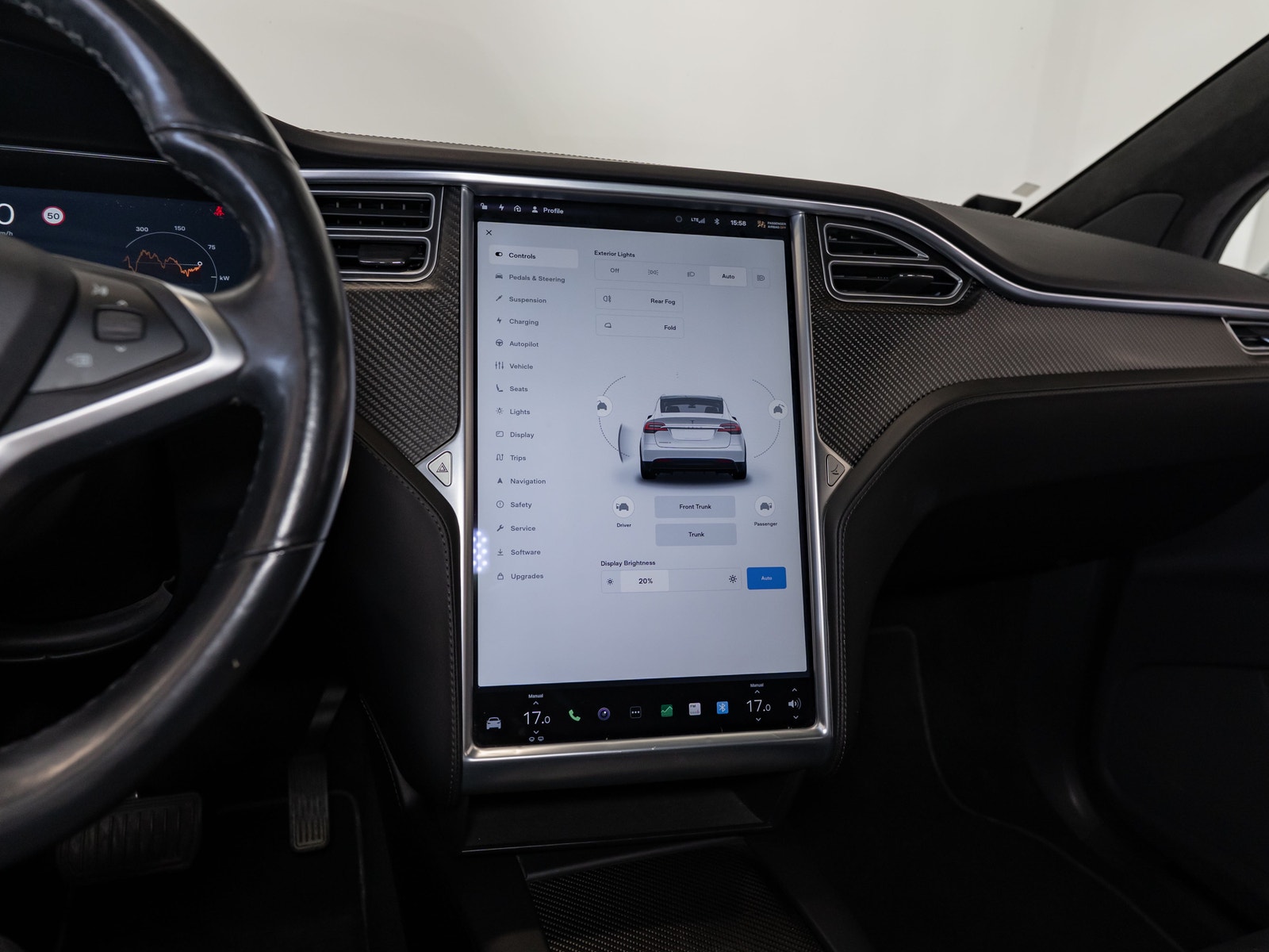 Tesla Model X 100D, 423hp, 2017
