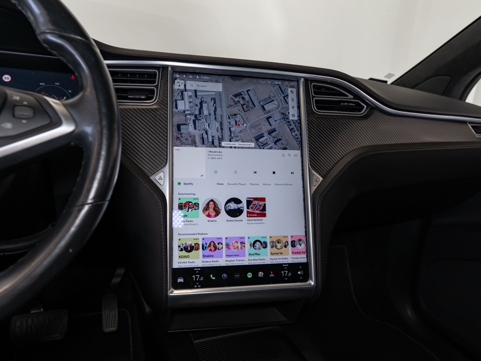 Tesla Model X 100D, 423hp, 2017