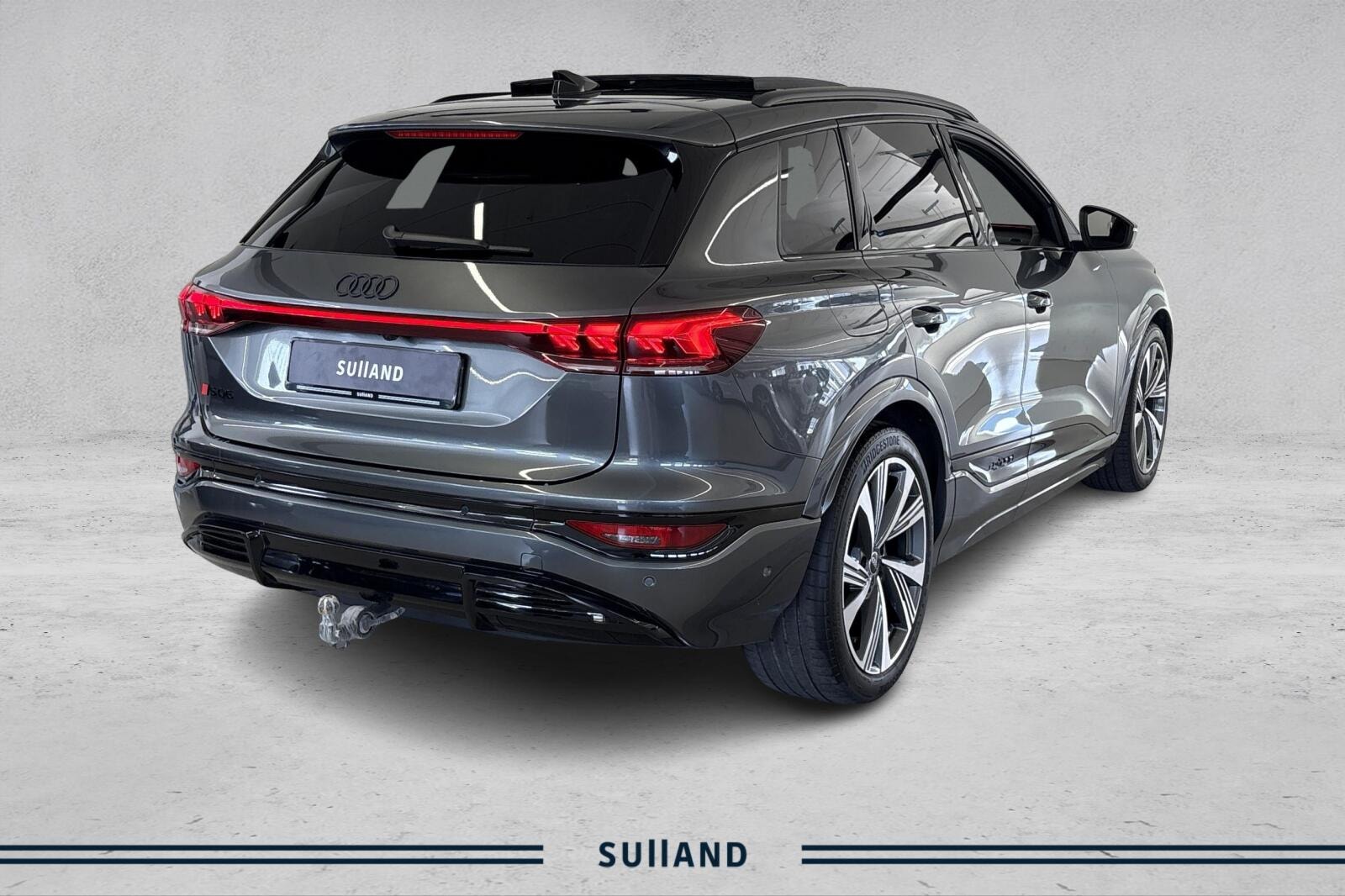 Audi SQ6 e-tron quattro, 490ps, 2024