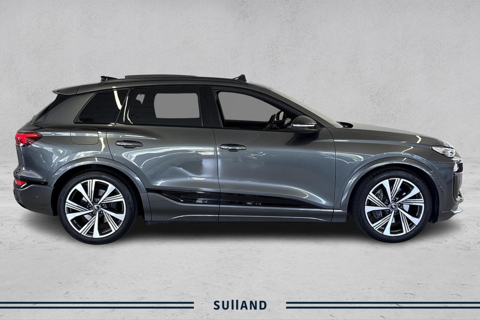 Audi SQ6 e-tron quattro, 490ps, 2024