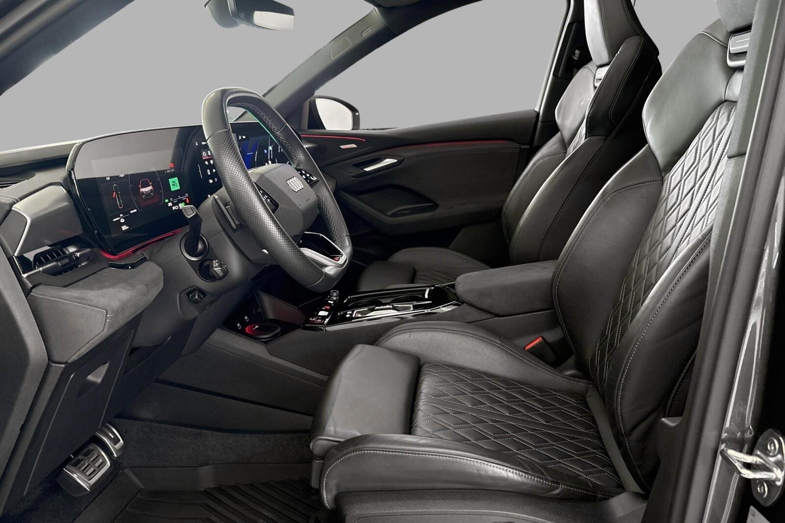 Audi SQ6 e-tron quattro, 490ps, 2024