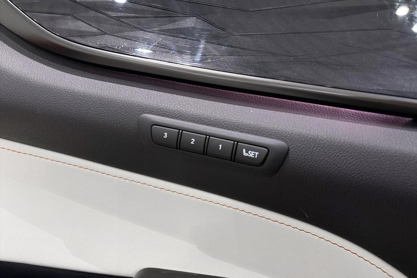Lexus NX 450h+ E-CVT, 309ps, 2023