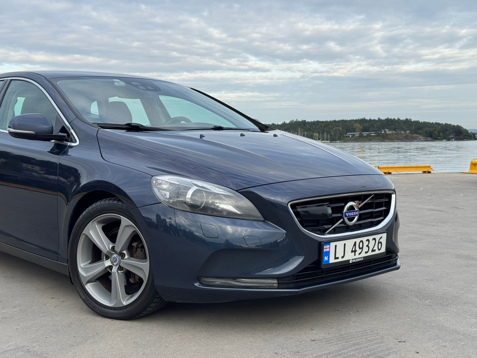 Volvo V40 D2 Manual, 6-trins, 115ps, 2013
