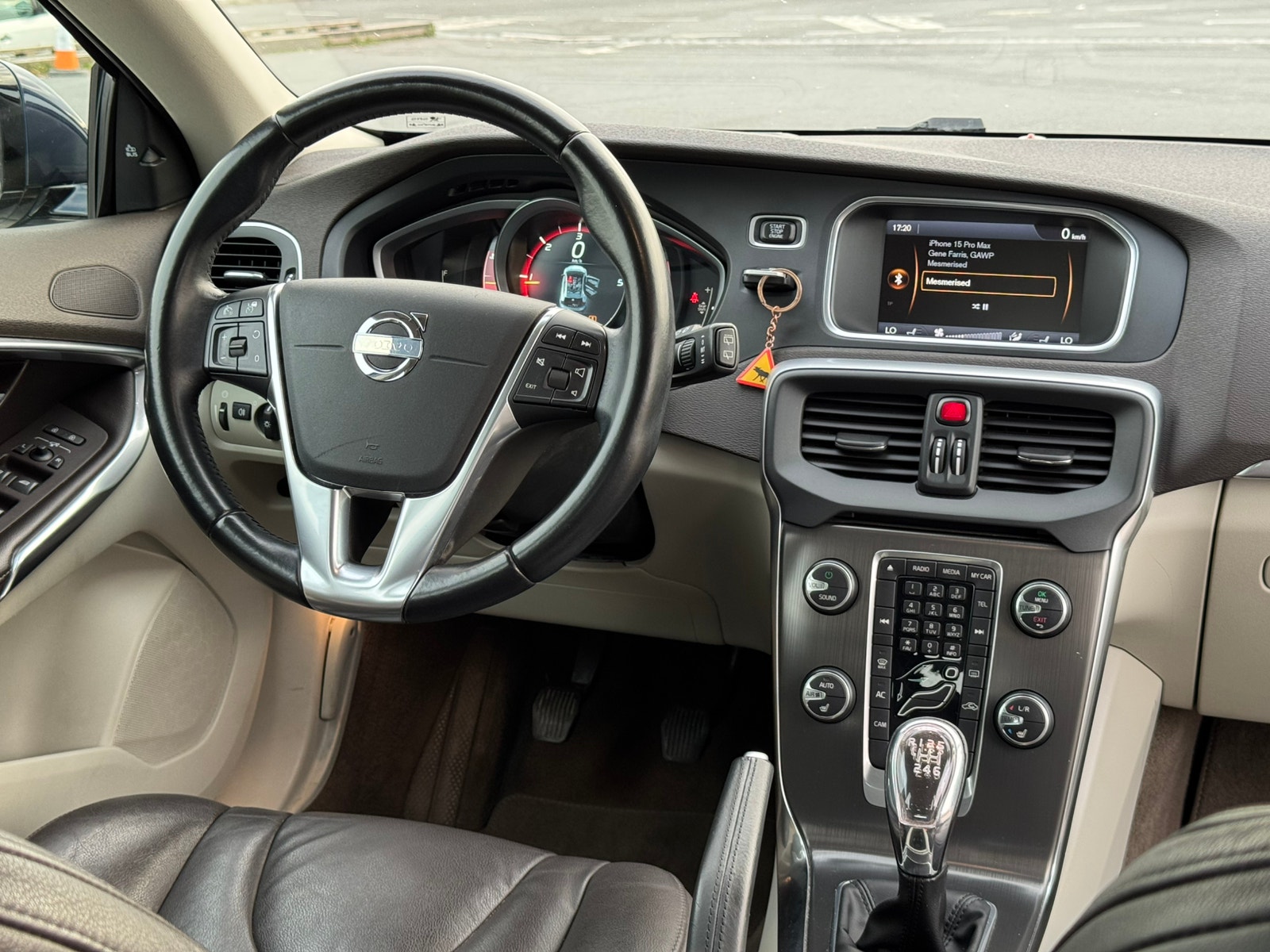 Volvo V40 D2 Manual, 6-trins, 115ps, 2013