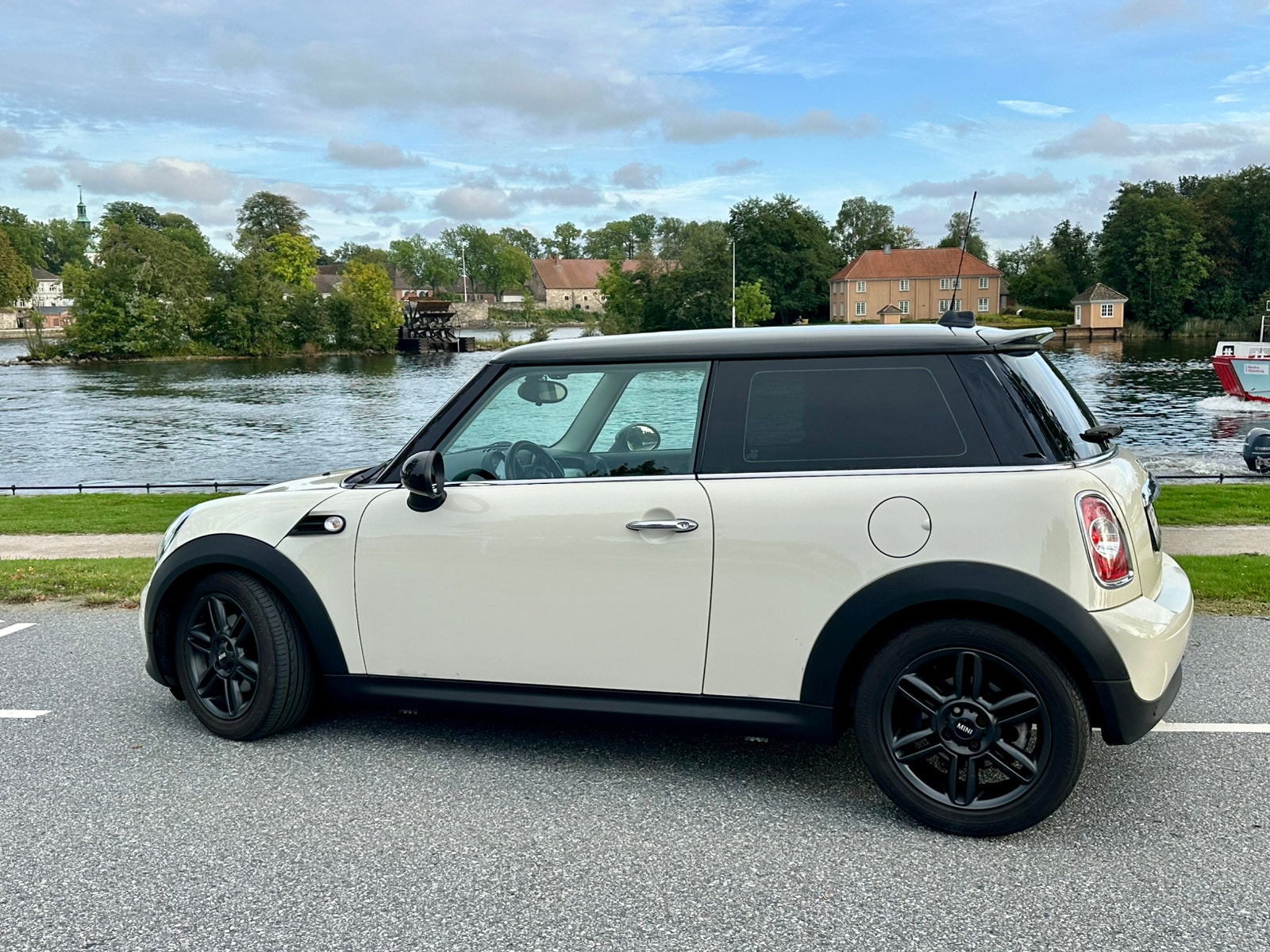 MINI Cooper D Manual, 112hp, 2011