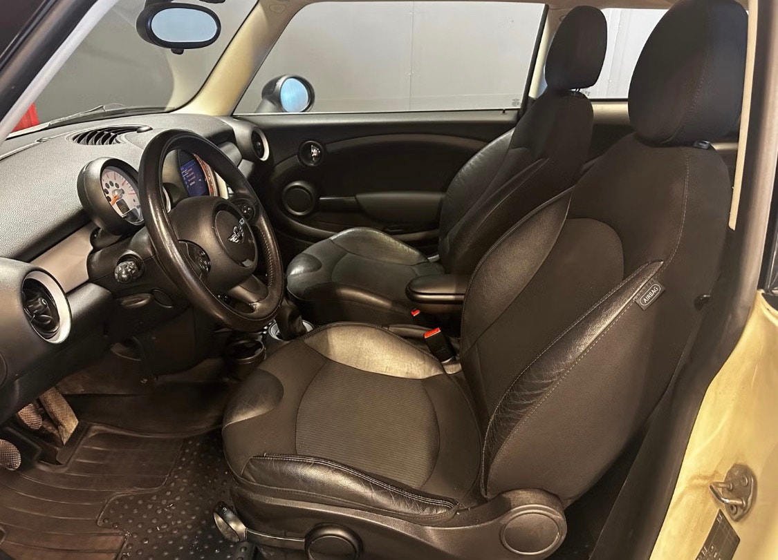 MINI Cooper D Manual, 112hp, 2011