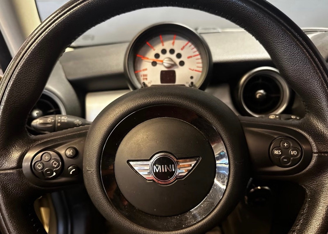 MINI Cooper D Manual, 112hp, 2011