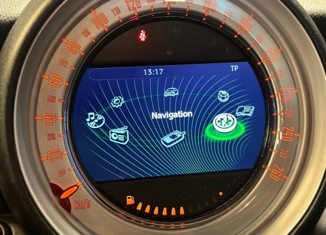 MINI Cooper D Manual, 112hp, 2011