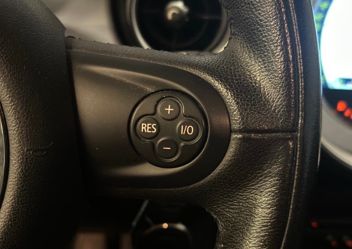 MINI Cooper D Manual, 112hp, 2011