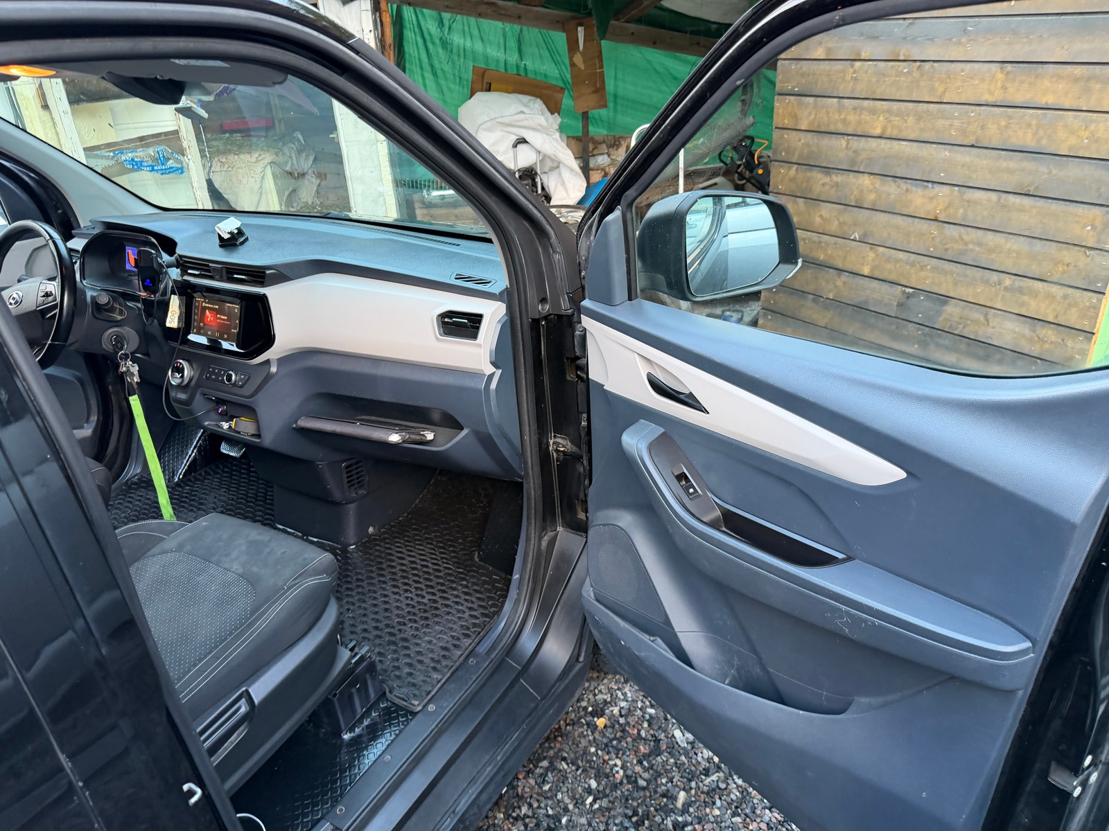 Maxus e-Deliver 3 52.5 kWh, 122ps, 2020