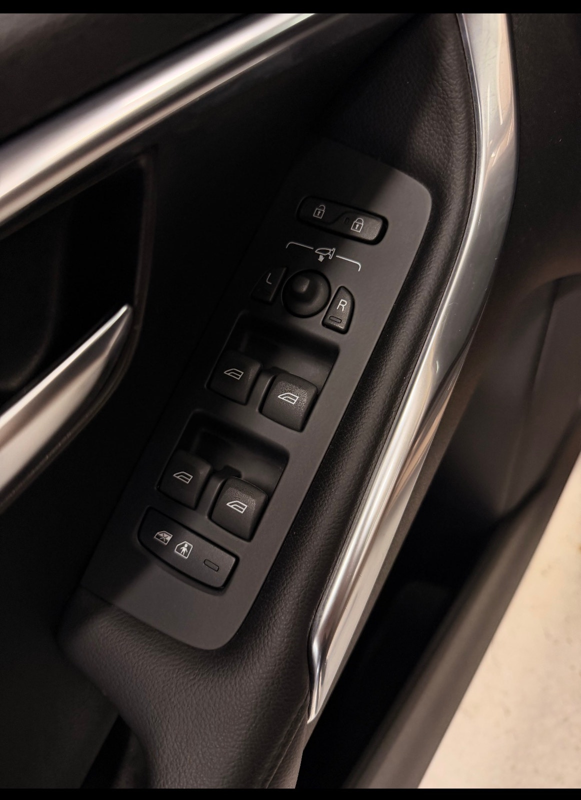 Volvo V40 D2 Manual, 6-trins, 115ps, 2013