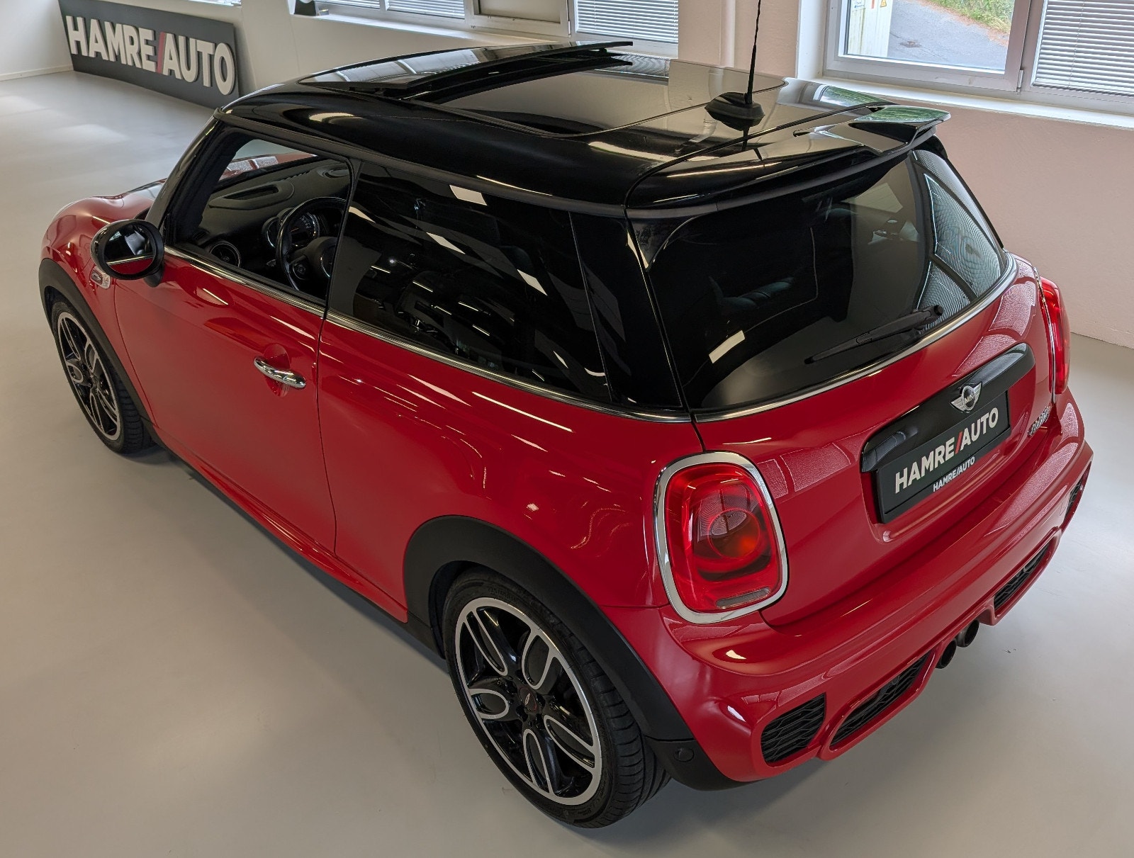 MINI Cooper S 3-door Automatic, 6-trins, 192ps, 2015