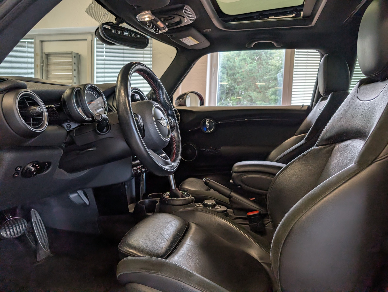 MINI Cooper S 3-door Automatic, 6-trins, 192ps, 2015