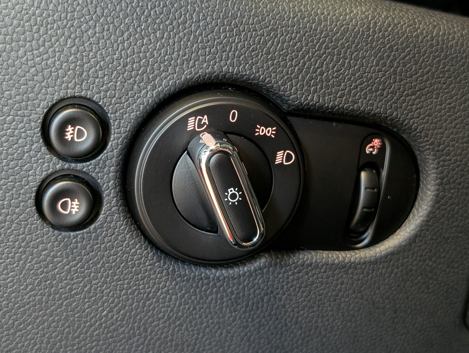 MINI Cooper S 3-door Automatic, 6-trins, 192ps, 2015