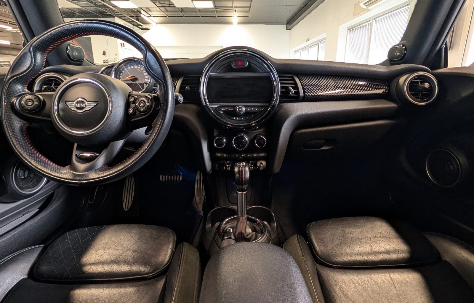 MINI Cooper S 3-door Automatic, 6-trins, 192ps, 2015