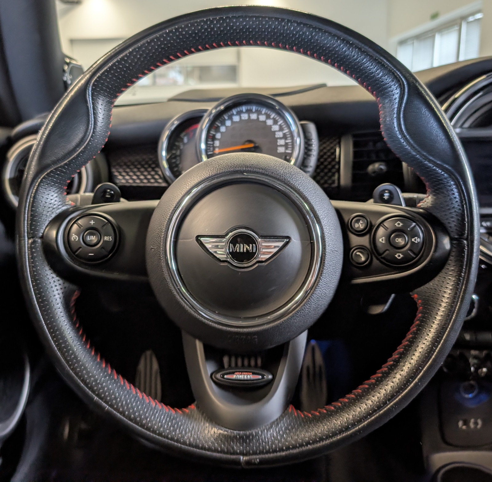 MINI Cooper S 3-door Automatic, 6-trins, 192ps, 2015