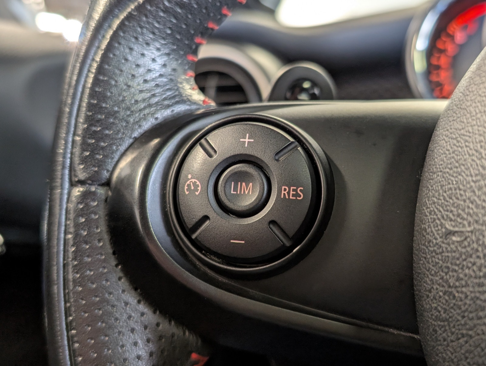 MINI Cooper S 3-door Automatic, 6-trins, 192ps, 2015