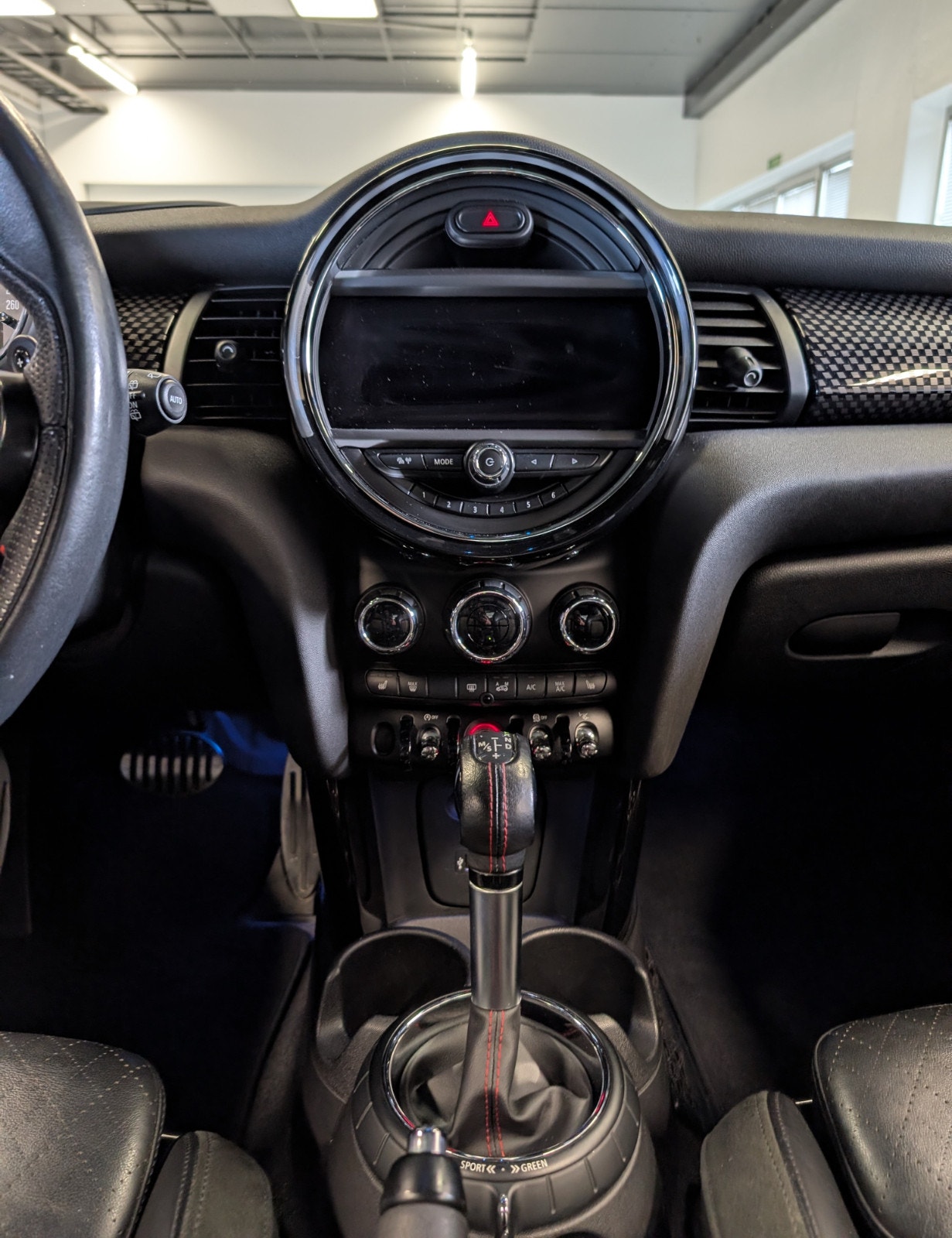 MINI Cooper S 3-door Automatic, 6-trins, 192ps, 2015