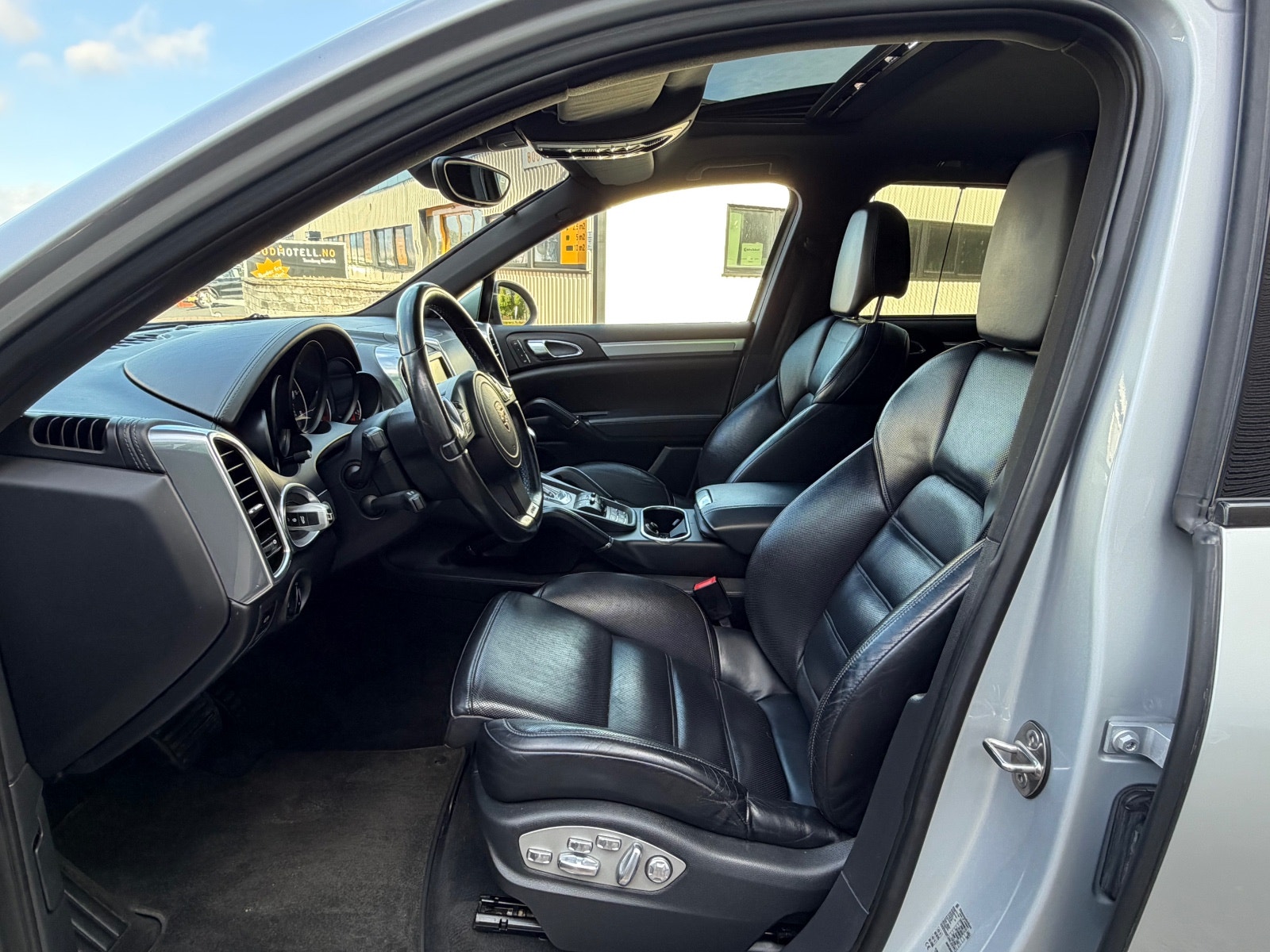 Porsche Cayenne Diesel TipTronic S, 245hp, 2012