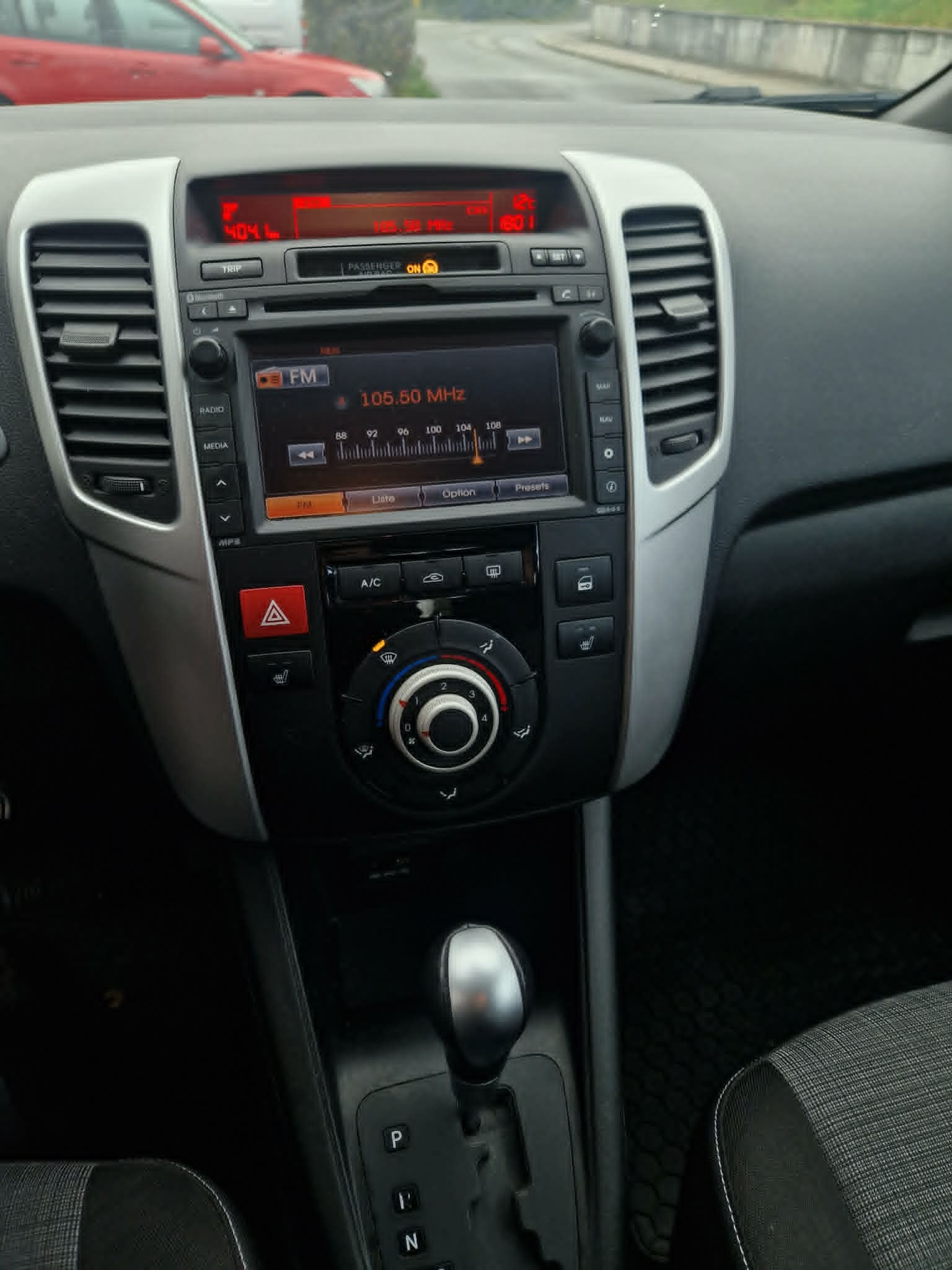 Kia Venga 1.6 CVVT Automatic, 4-trins, 125ps, 2014