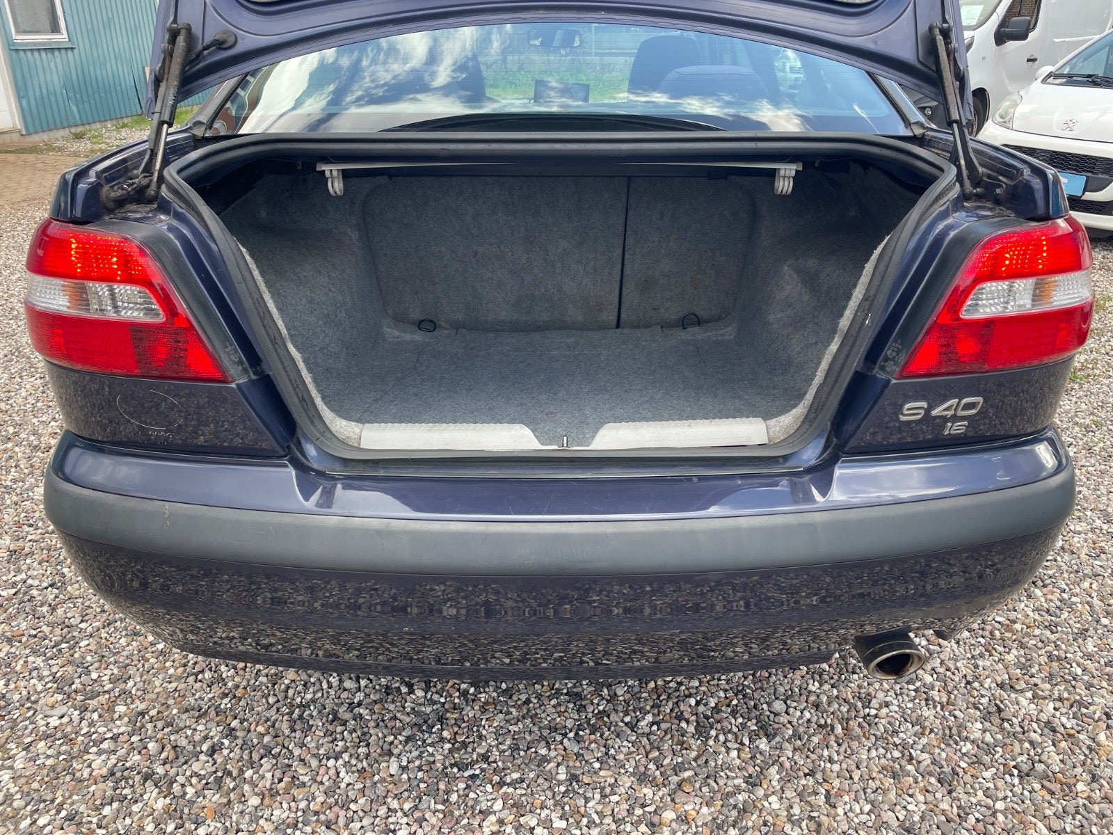 Volvo S40 1.6 Manual, 109hp, 2003