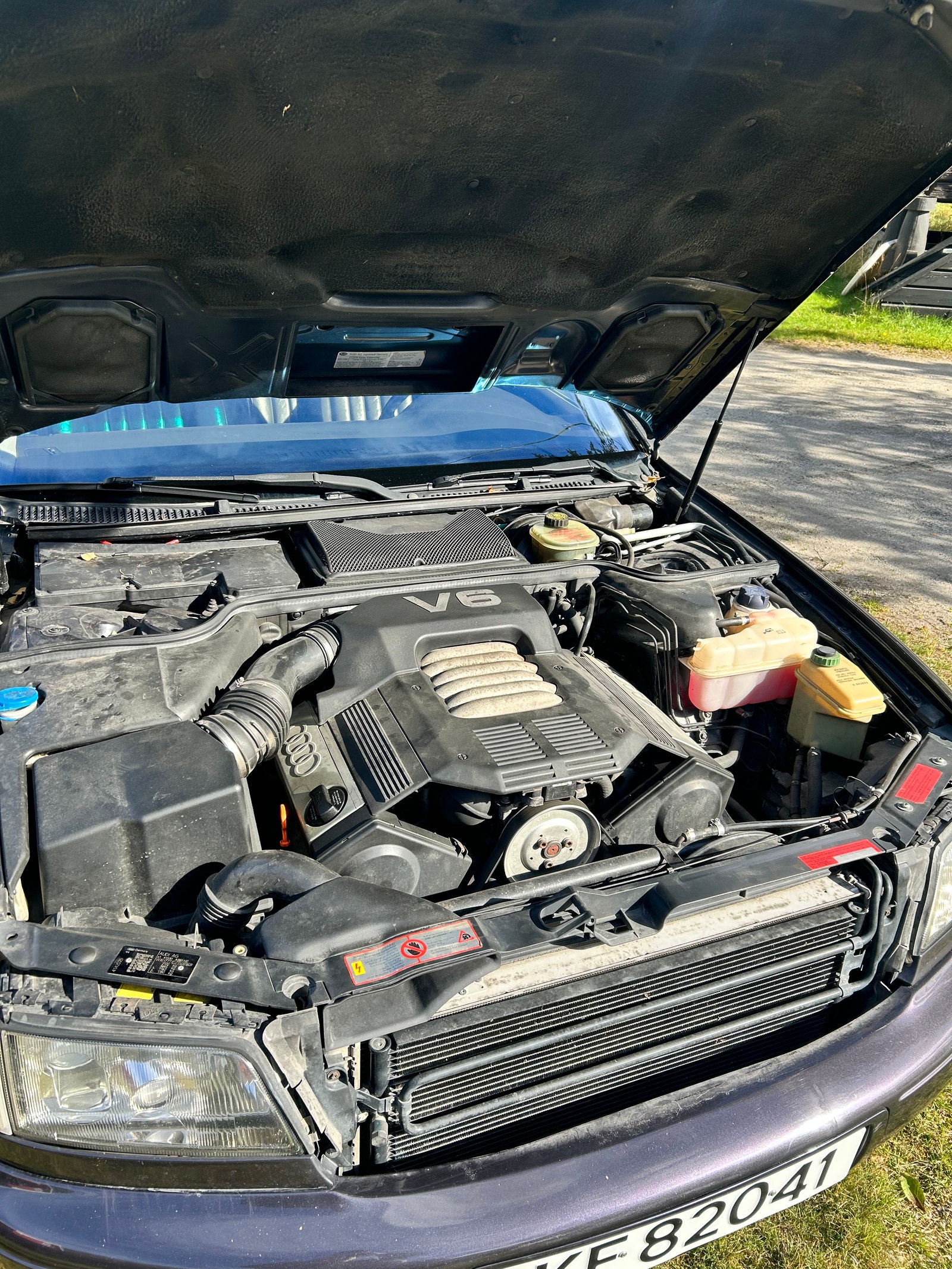 Audi A8 2.8 V6 quattro Automatic, 4-trins, 174ps, 1995