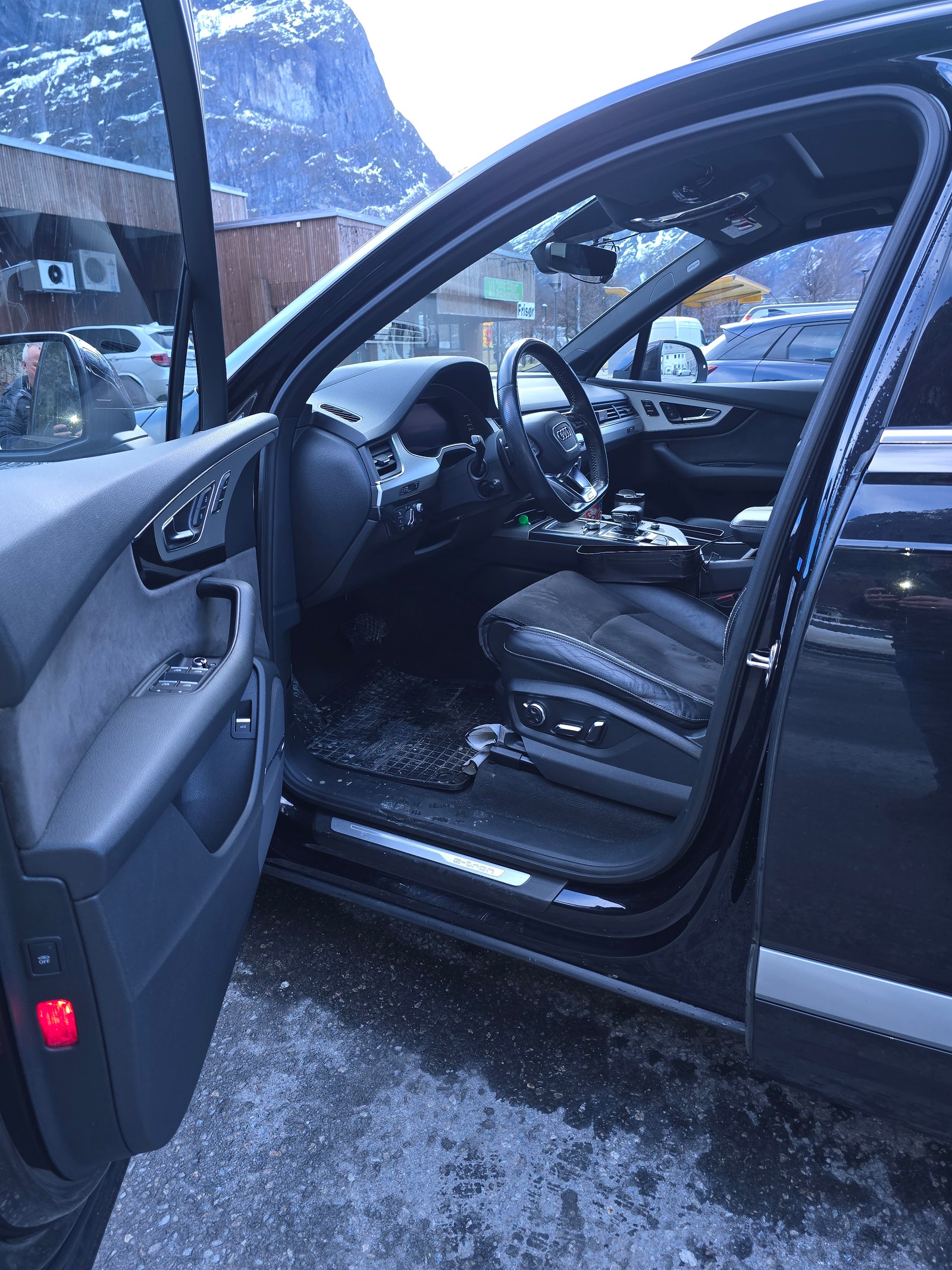 Audi Q7 e-Tron 3.0 TDI quattro TipTronic, 373hp, 2017
