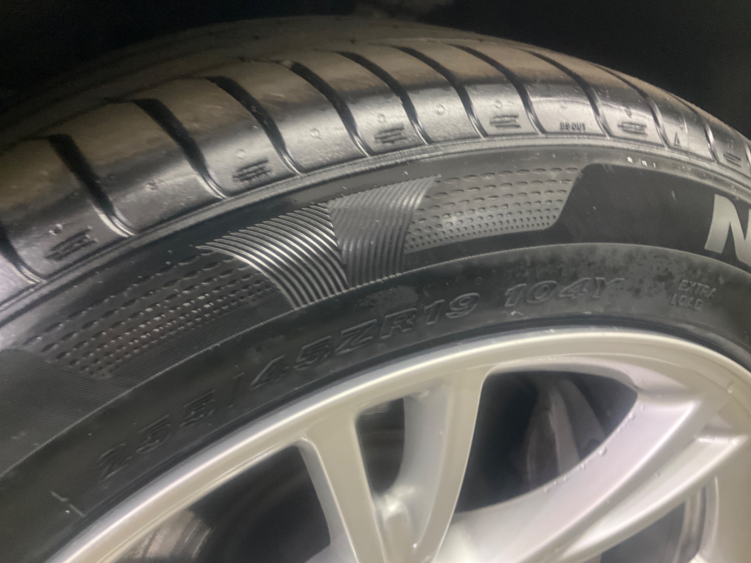 Tesla Model Y Long Range AWD, 514ps, 2022