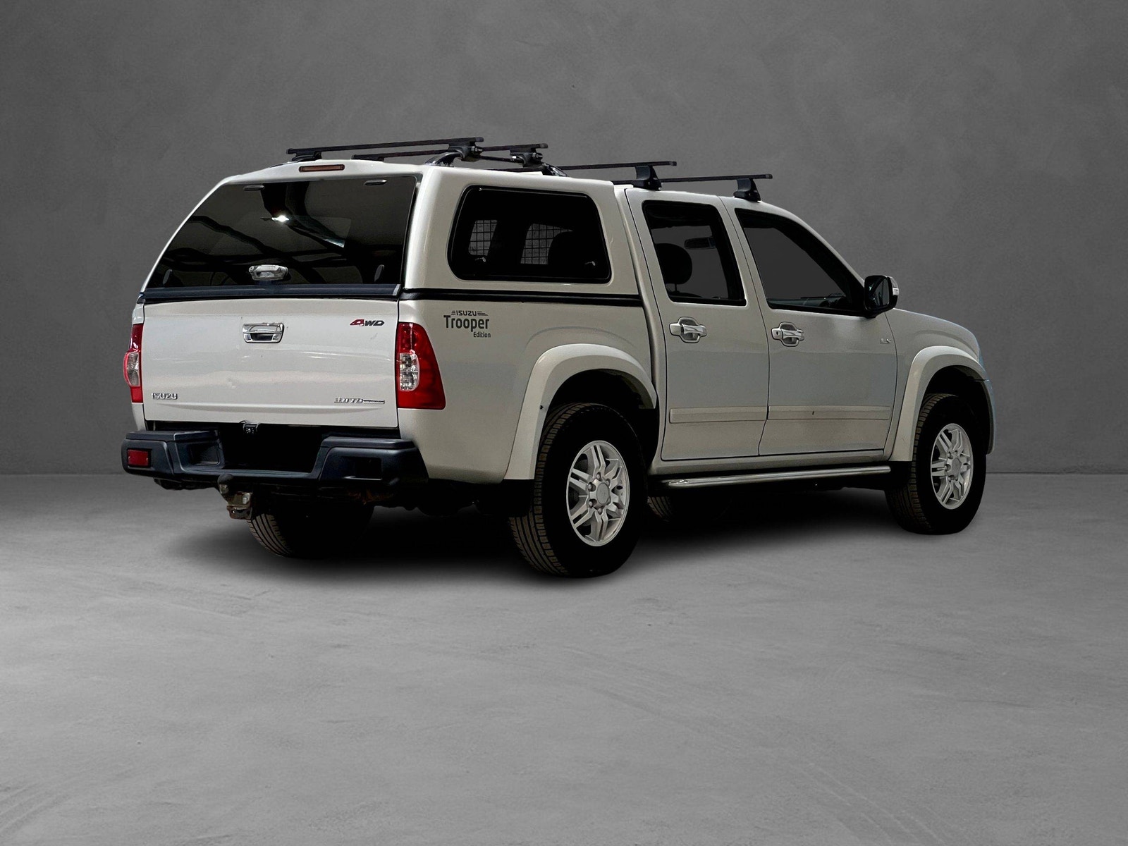 Isuzu D-Max Single Cab 3.0 4WD Automatic, 163hp, 2011