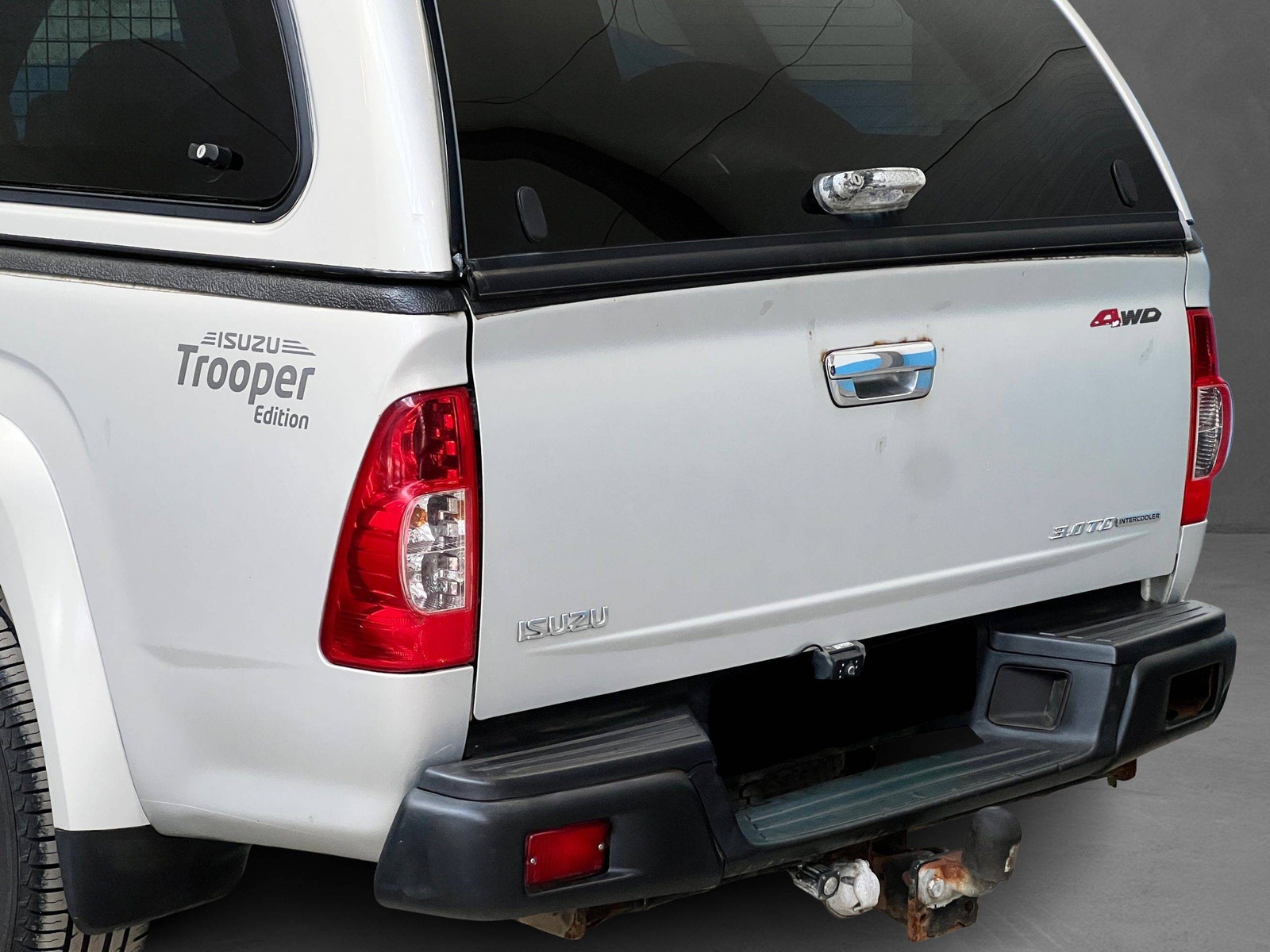 Isuzu D-Max Single Cab 3.0 4WD Automatic, 163hp, 2011