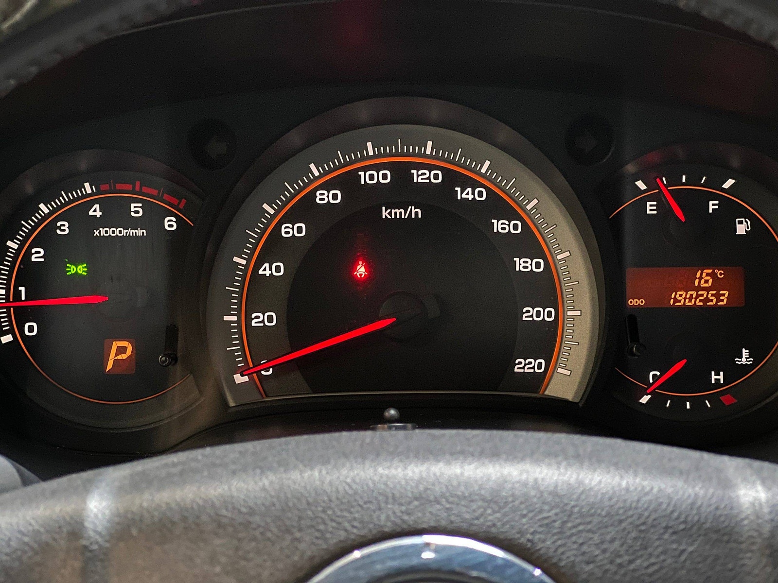 Isuzu D-Max Single Cab 3.0 4WD Automatic, 163hp, 2011