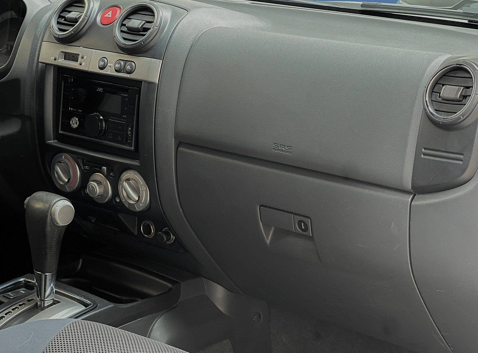 Isuzu D-Max Single Cab 3.0 4WD Automatic, 163hp, 2011