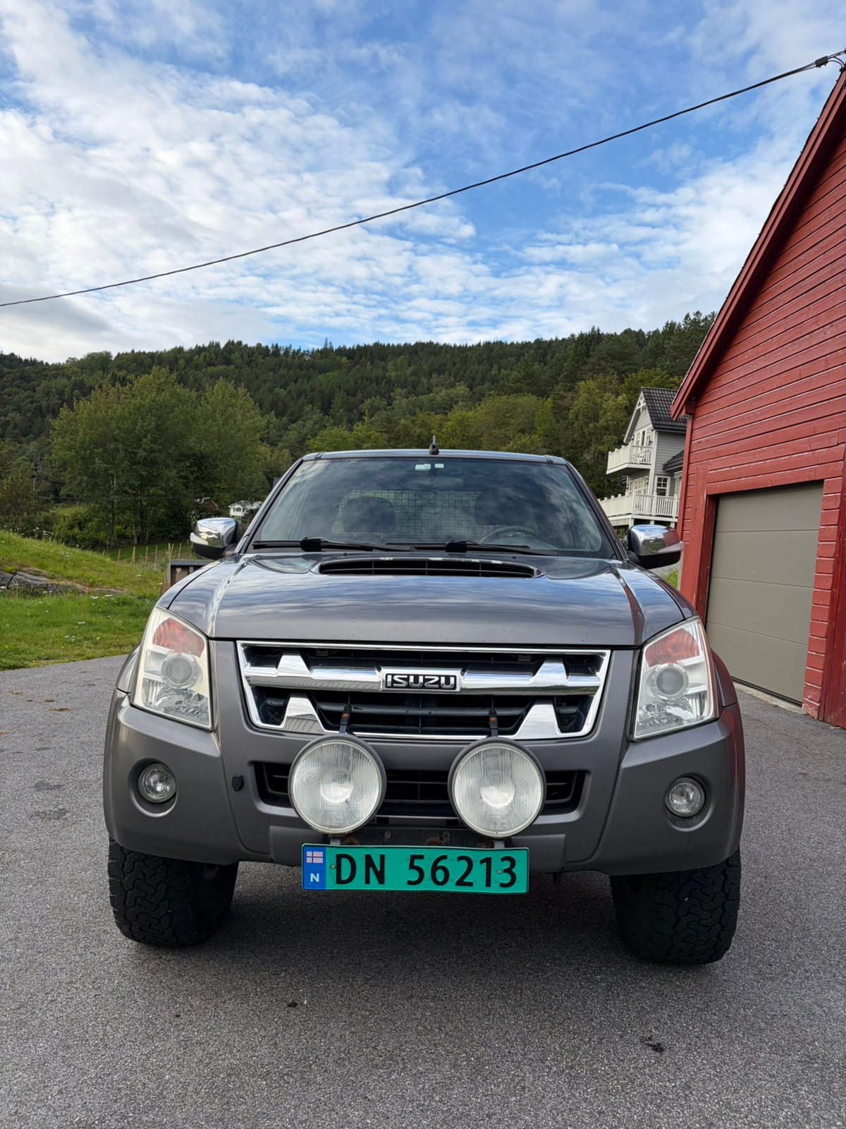 Isuzu D-Max Single Cab 3.0 4WD Automatic, 163hp, 2011