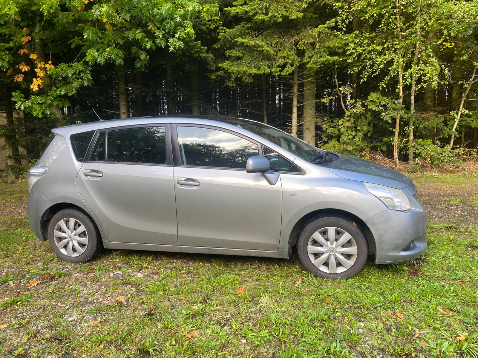 Toyota Verso 2.0 D-4D Manual, 126hp, 2010