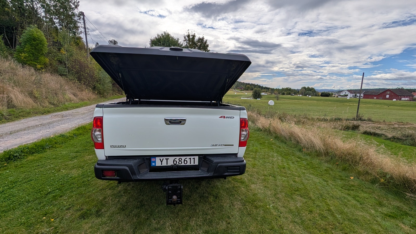 Isuzu D-Max Single Cab 3.0 4WD Automatic, 163hp, 2011