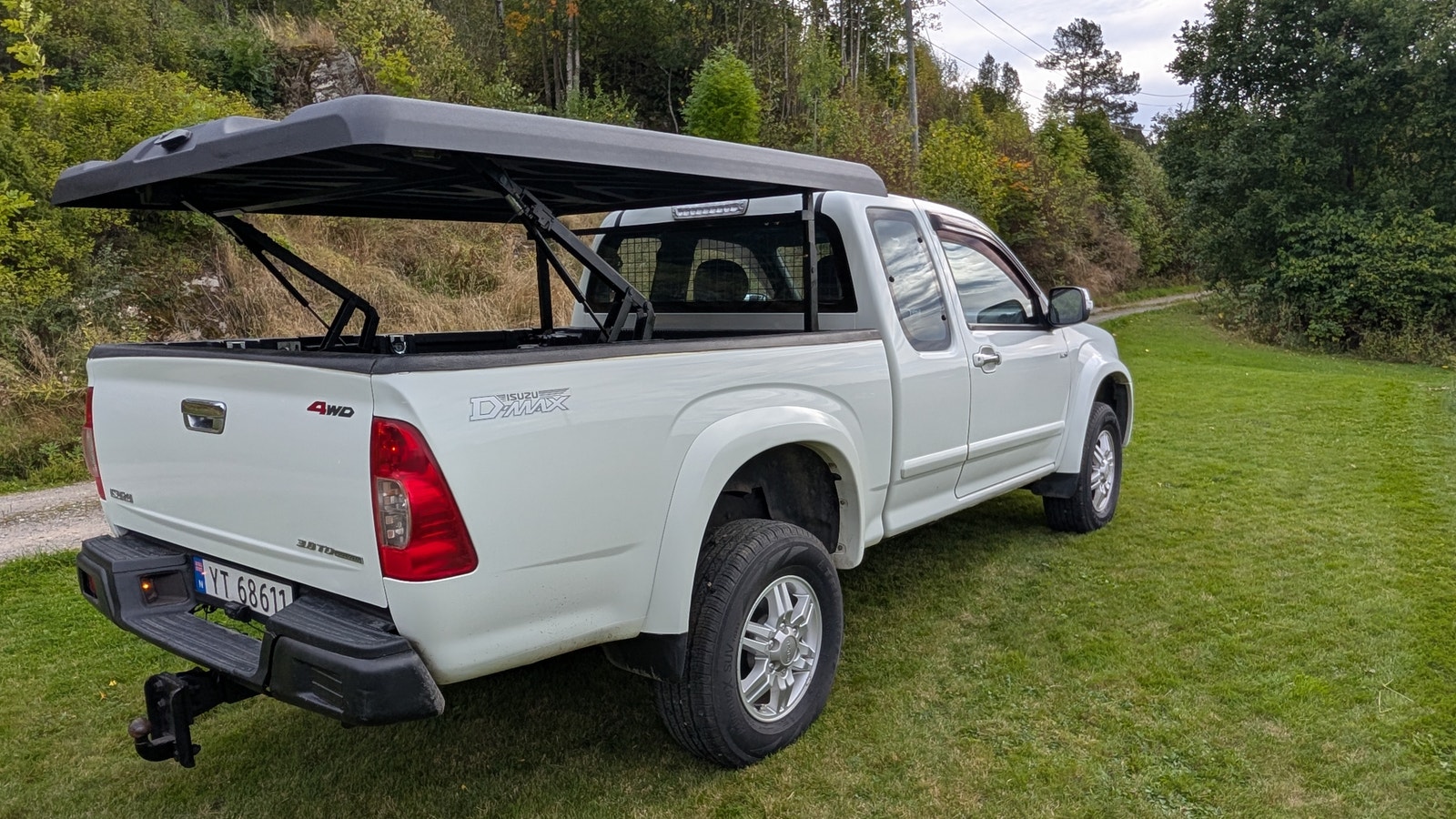 Isuzu D-Max Single Cab 3.0 4WD Automatic, 163hp, 2011