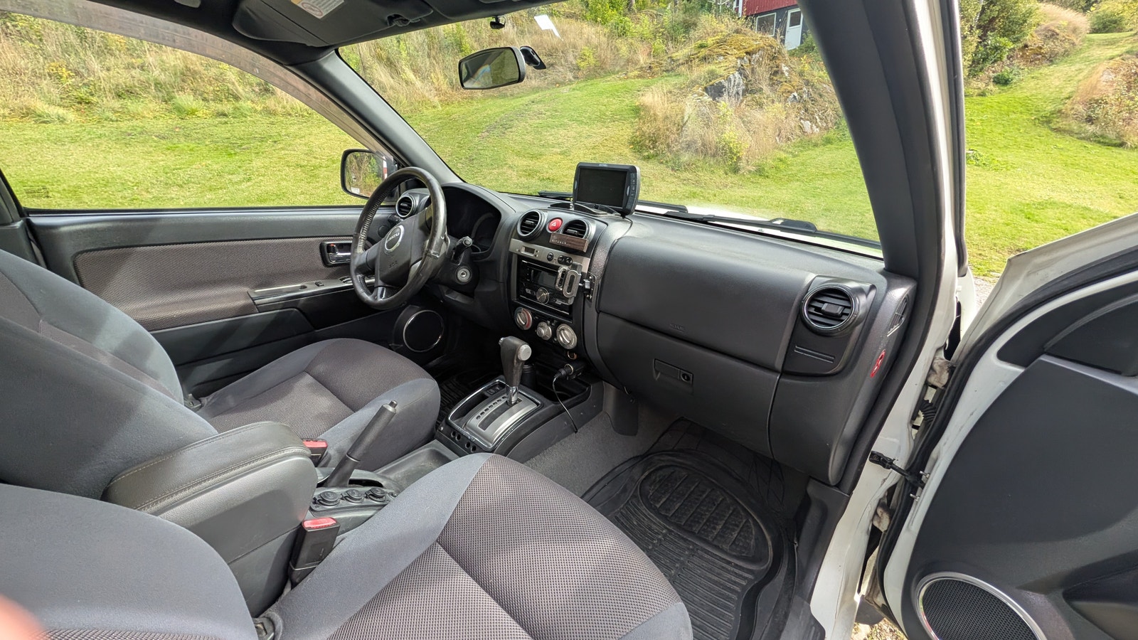 Isuzu D-Max Single Cab 3.0 4WD Automatic, 163hp, 2011