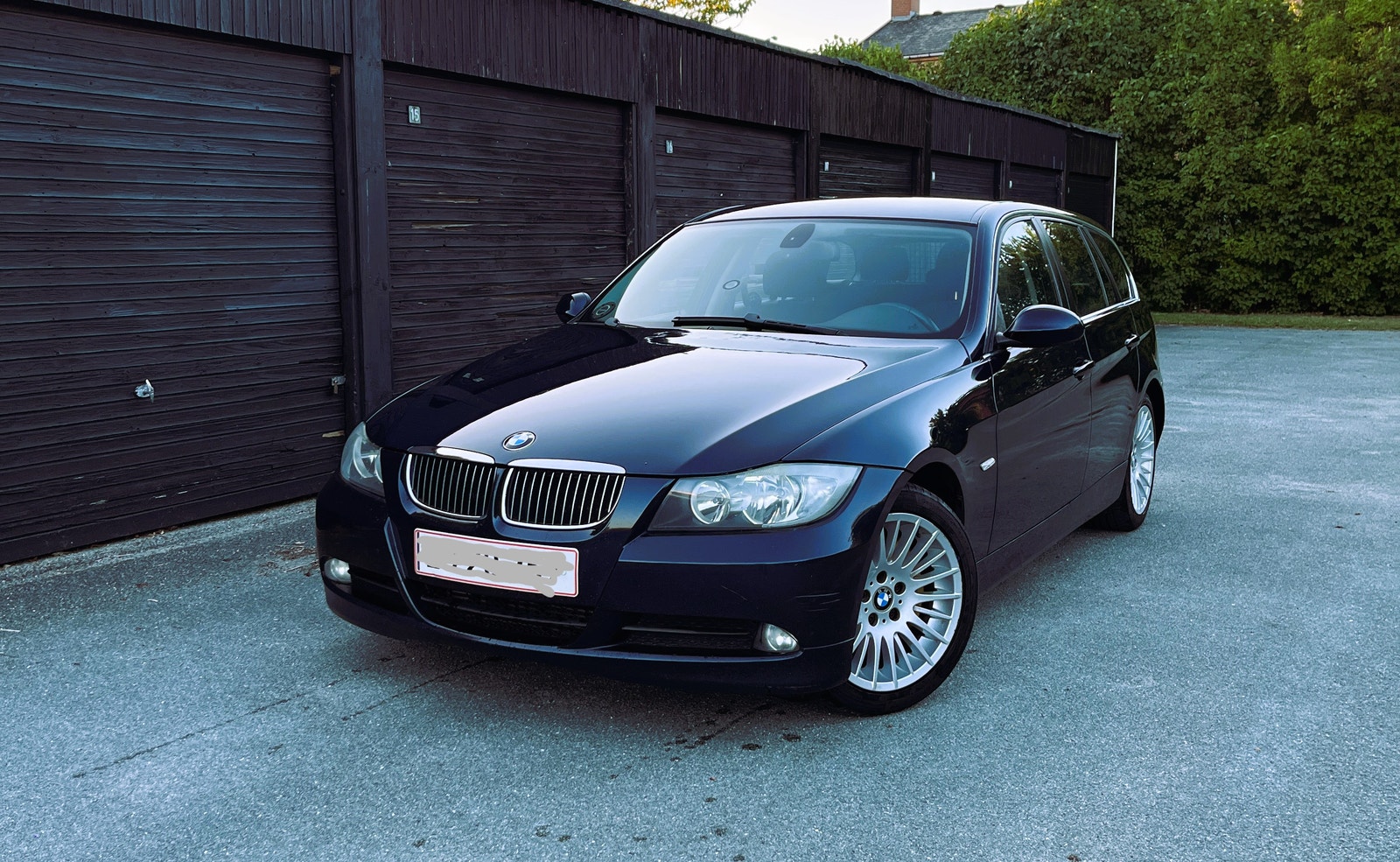 BMW 325d Touring Manual, 6-trins, 197ps, 2008