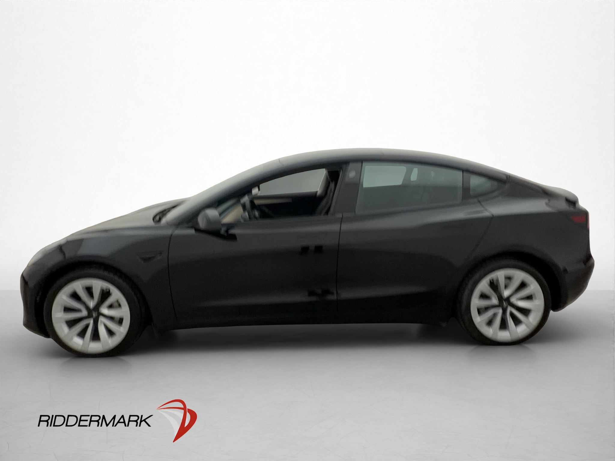 Tesla Model 3 Standard Range, 283ps, 2023